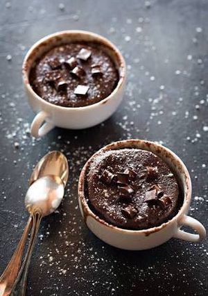 Una foto de Brownie en taza (5 min)