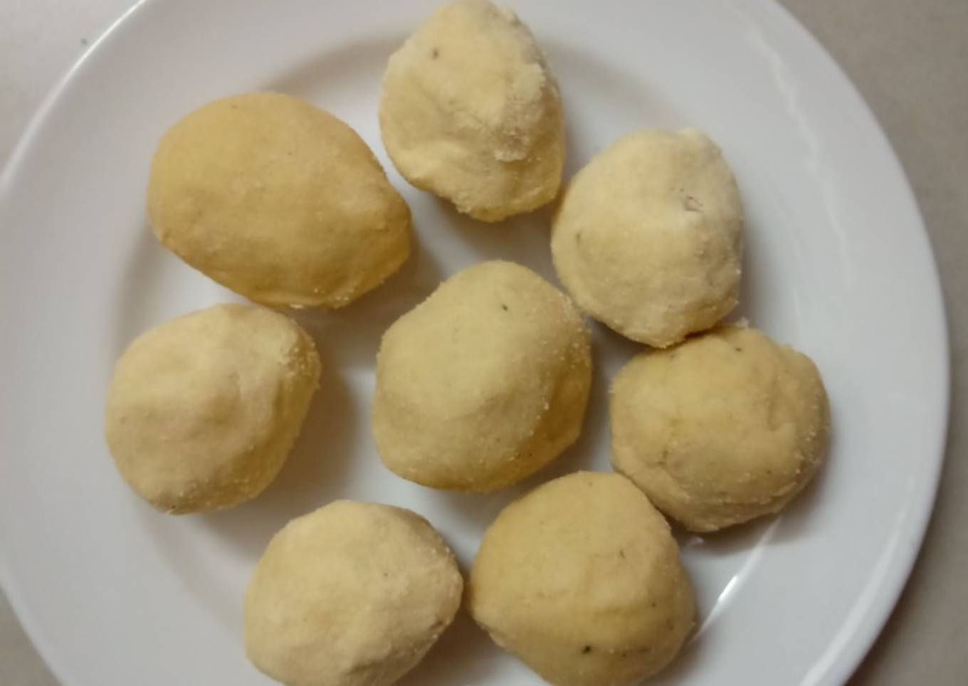 Moong dal ladoo