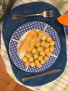 Una foto de Papas duquesa con salmón