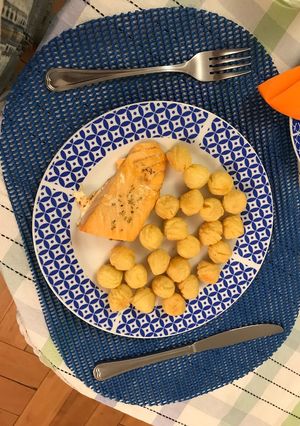 Una foto de Papas duquesa con salmón