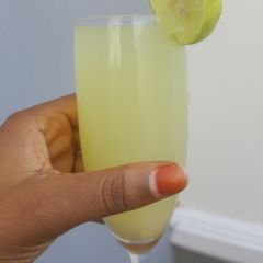 A picture of Ginger juice.