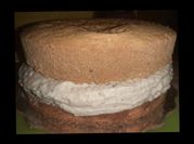 Una foto de mousse de frambuesa