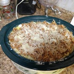 A picture of Dad's Famous BBQ Pork Mac n Cheese.