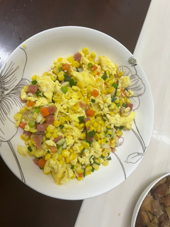 蛋炒冷凍玉米蔬菜包 的食譜成品照片