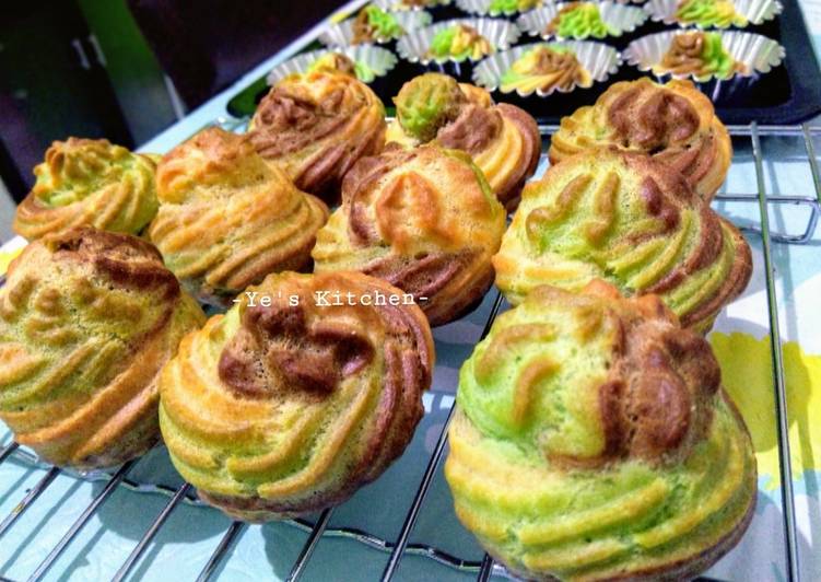 Bagaimana Membuat 20. Tricolor Choux Pastry a.k.a Soes Marmer 3 warna, Sempurna