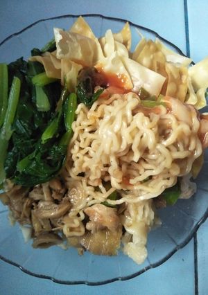 Foto resep Mie ayam keripik pangsit homemade 🍜