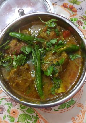 A picture of Fish curry.