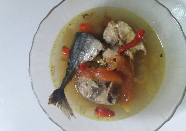 Ikan tongkol kuah bening