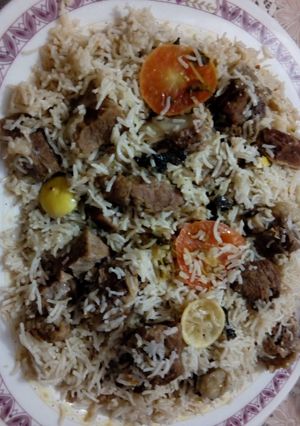 A picture of Beef pulao.