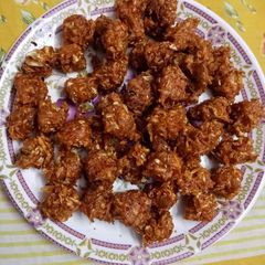 A picture of Chinese pakoda.