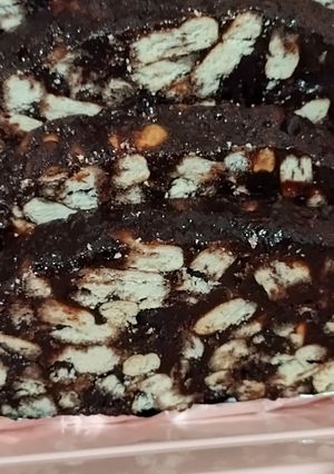 Csokiszalámi recept fotója