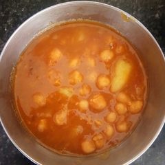 A picture of Kabuli chane.