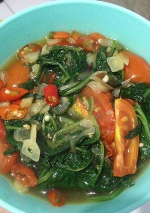Foto resep Tumis bayam pedas