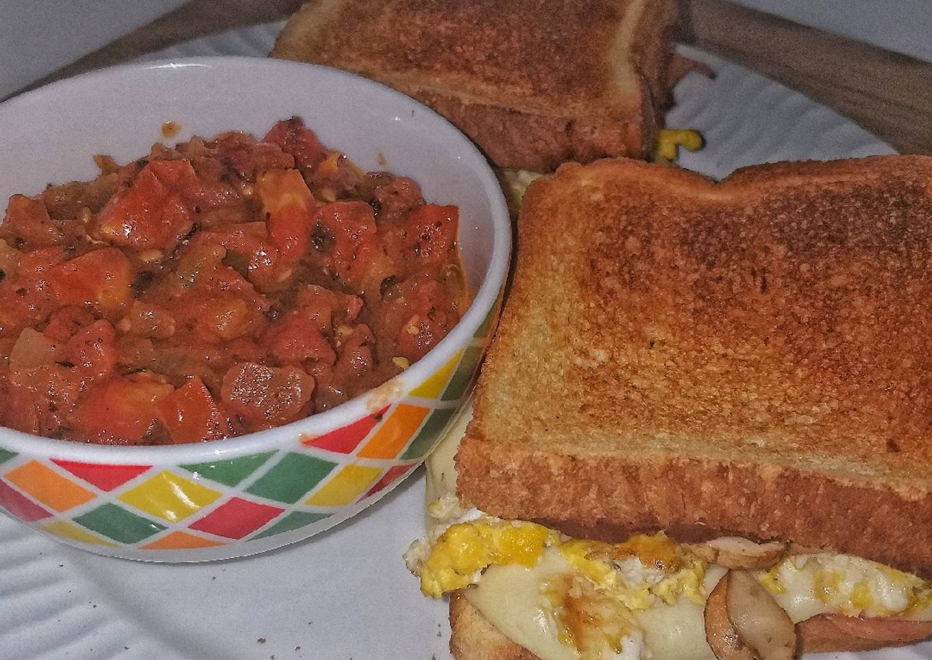 Sándwich con tomatada