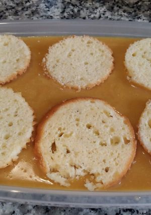 Una foto de Flan Potax de café y magdalenas o galletas