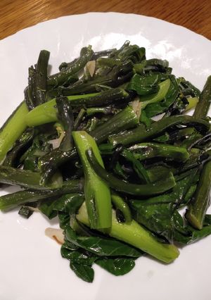 A picture of Sauteed Purple Choisum.