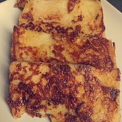 French toast A picture of French toast.