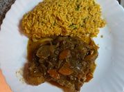Una foto de bifes de cerdo
