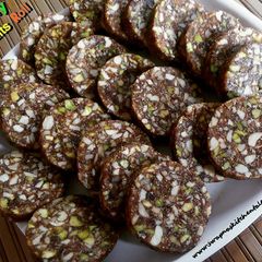 A picture of Dry fruits roll..
