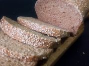 Una foto de pan con harina integral pureza