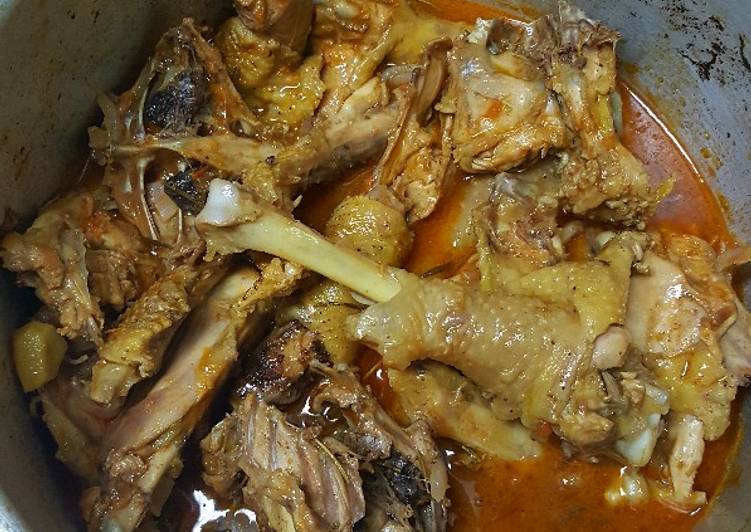 Steps to Make Speedy Kuku Kienyeji (organic chicken) stew