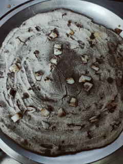 கேழ்வரகு இனிப்பு தோசை (Kelvaragu inippu dosai recipe in tamil) செய்முறை முக்கிய புகைப்படம்