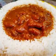 A picture of Rajma with Rice.