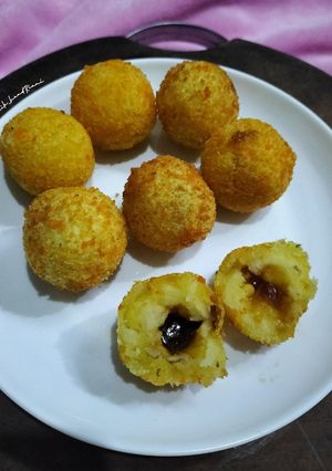Foto resep Bola-Bola Singkong Gula Aren