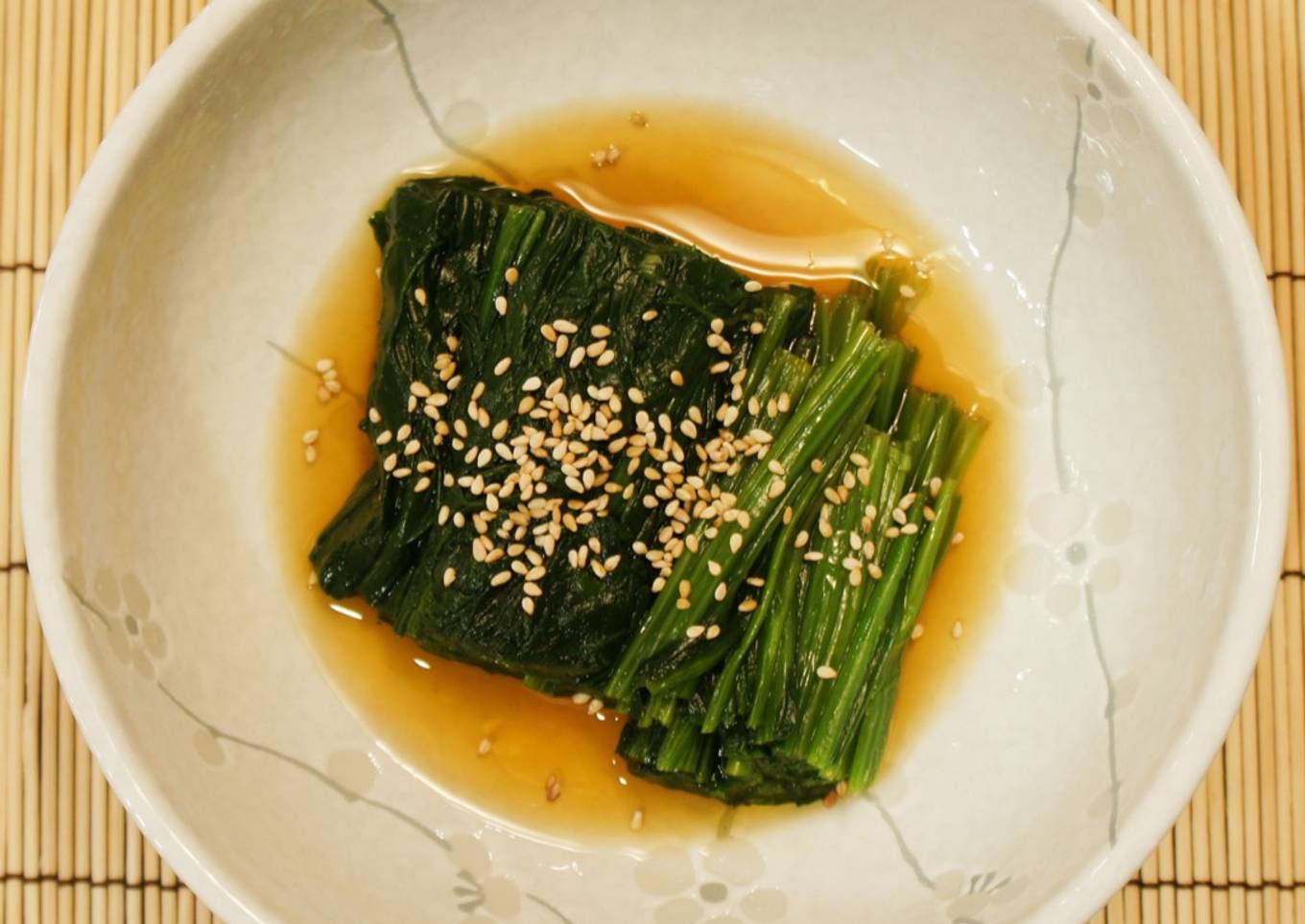 Japanese Spinach Salad (ほうれん草おひたし) Easy Recipe with Gluten Free Option