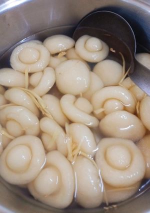 Hình của món Chè nấm mỡ.