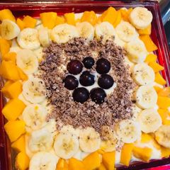 A picture of Mango 🥭 custard trifle 🍨.