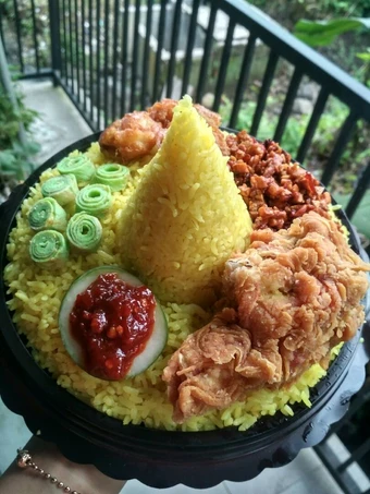 Langkah Mudah untuk Membikin Resep Nasi kuning tumpeng mini yang Bikin Ngiler Anti Ribet, Lezat