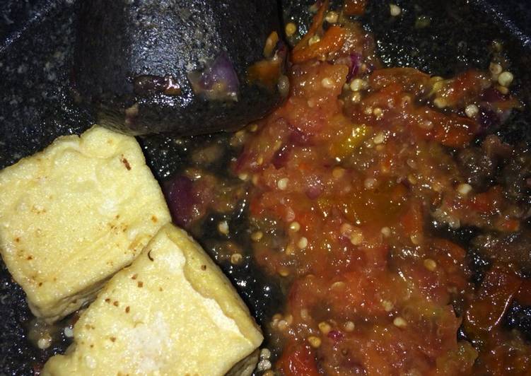 Resep: Sambel tomat mentah yang Gurih