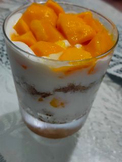 صورة لوصفة كاسات كنافة بالمانجا 😋❤️