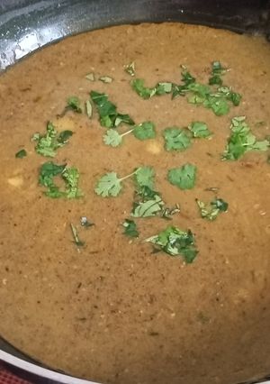A picture of Fast curry with singhare ka Atta.