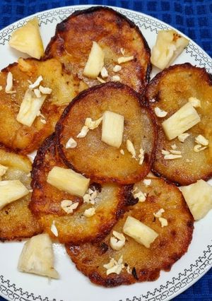 A picture of Pineapple Malpua.