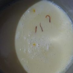 A picture of Kesar Tea.