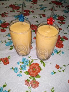 عکسی از دستور اسموتی موز و خرمالو. 🍻🍻🍻🍻🍻🍻🍻🍻🍻