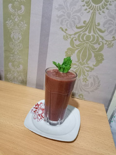 A picture of Alkaline smoothie.