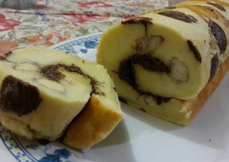 Swiss Roll Cake