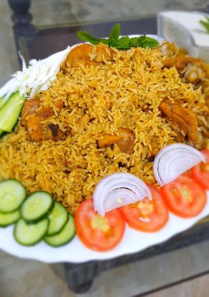 A picture of Chicken Pulao.
