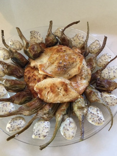 Una foto de Alcachofas en chuletitas y pechuga de pollo