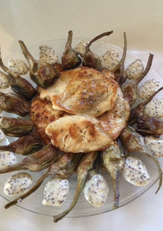 Una foto de Alcachofas en chuletitas y pechuga de pollo