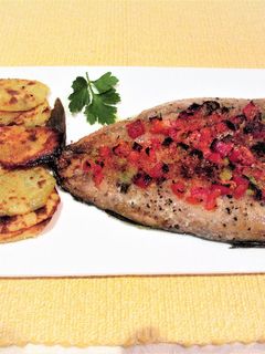 Una foto de Librito de caballa con verduras al horno
