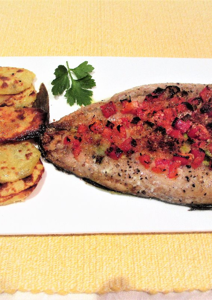 Una foto de Librito de caballa con verduras al horno