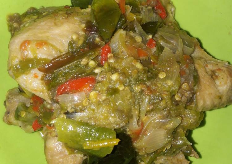 Ayam Lombok Ijo