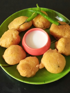 દાળવડા (Dalvada Recipe In Gujarati) રેસીપી મુખ્ય ફોટો