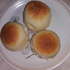 A picture of Buns.