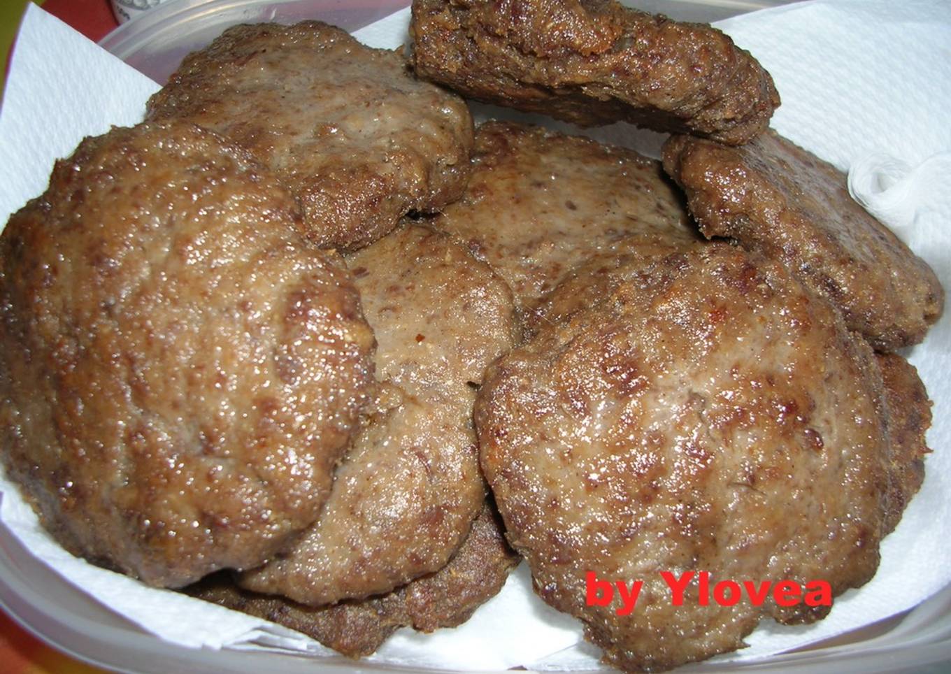 Hamburger ala Mama Asi / Ylovea