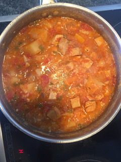 Una foto de Guiso de atún con patatas